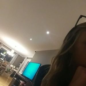 Meet your Posher, Lorélie